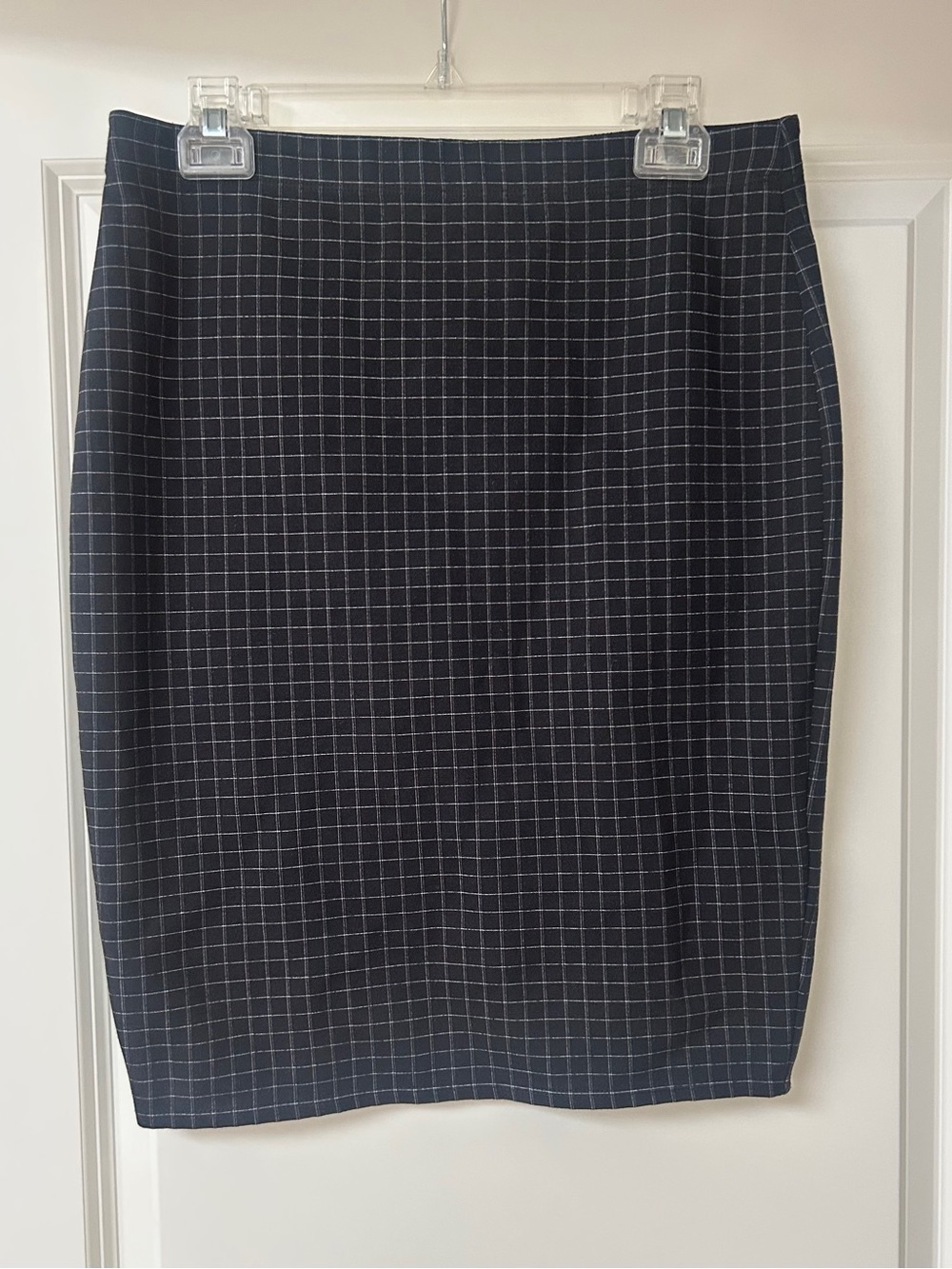 Max Studio Black Pencil Skirt with White Windowpane Check